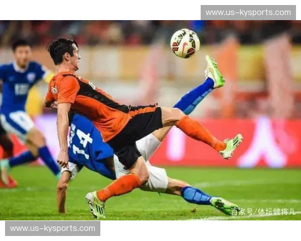 绿茵场上的宿命对决：瓦朗谢与欧塞尔，足球荣耀的交织与传承